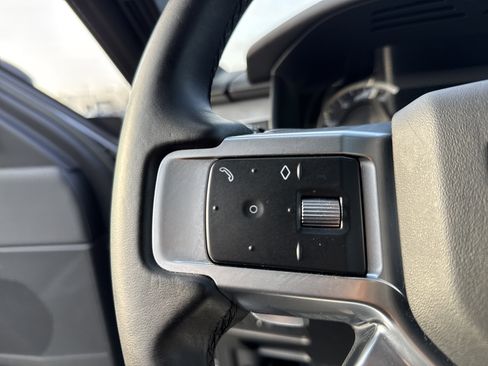 Used 2023 Land Rover Discovery S R-Dynamic image 20