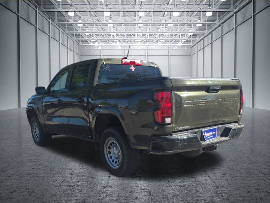Used 2023 Chevrolet Colorado W/T RWD image 4