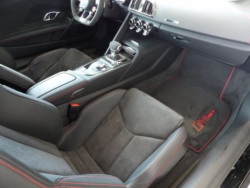 Used 2023 Audi R8 V10 GT image 33