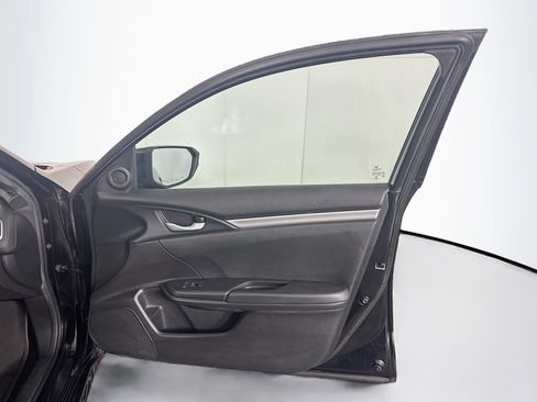 Used 2019 Honda Civic Sport image 29