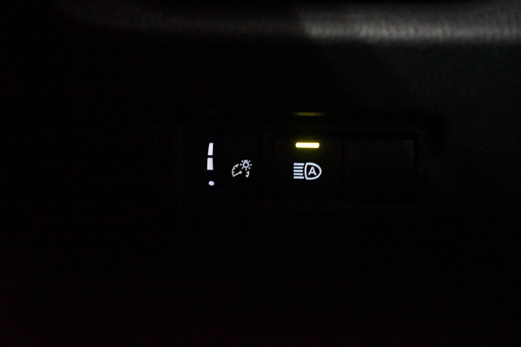 Certified 2025 Toyota RAV4 XLE FWD image 24