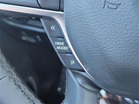 New 2026 RAM 1500 4x4 Crew Cab image 21