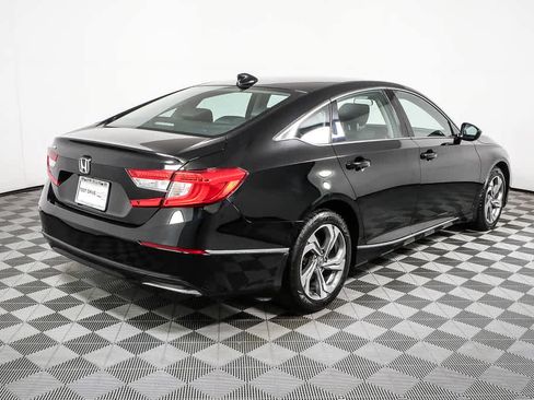 Used 2019 Honda Accord EX image 3