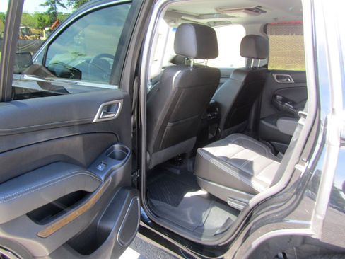 Used 2019 GMC Yukon Denali Ultimate w/ Denali Ultimate Package AWD/4WD image 20