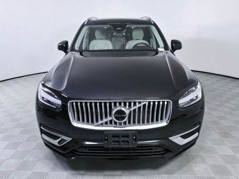 Used 2023 Volvo XC90 B6 Plus AWD/4WD image 35