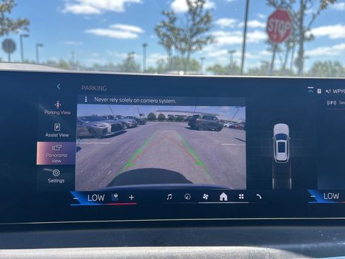 Used 2026 BMW X5 sDrive40i w/ Climate Comfort Package image 24