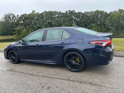 Used 2022 Toyota Camry XSE image 3