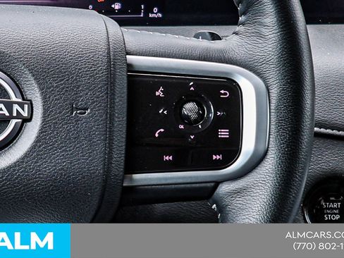 Used 2025 Nissan Armada SV AWD/4WD image 29