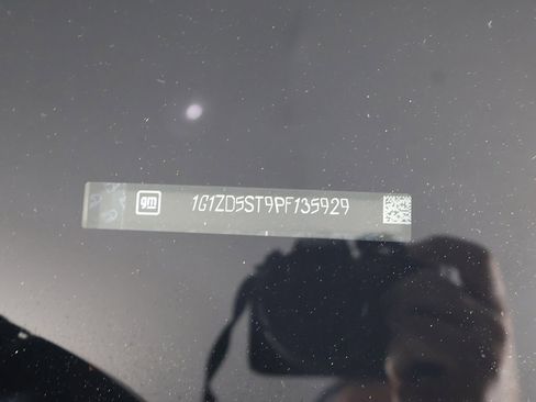 Used 2023 Chevrolet Malibu LT w/ Driver Confidence Package image 46