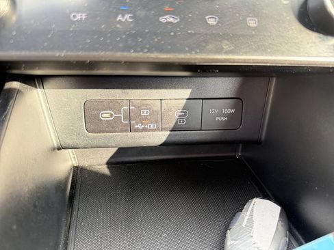 Used 2025 Hyundai Sonata SEL FWD image 32