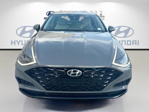 Used 2023 Hyundai Sonata SEL FWD image 2
