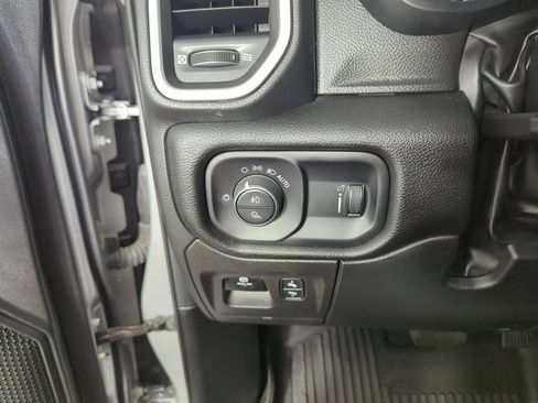 Used 2022 RAM 1500 Big Horn AWD/4WD image 19