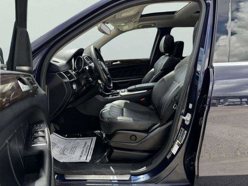 Used 2014 Mercedes-Benz GL 450 4MATIC image 17