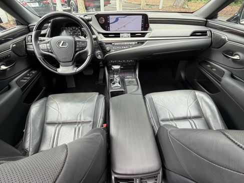 Used 2019 Lexus ES 350 Ultra Luxury w/ Accessory Package 2 FWD image 34