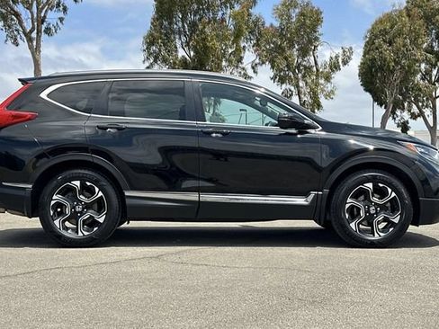 Used 2017 Honda CR-V Touring image 3