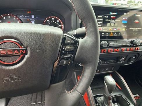 Used 2025 Nissan Frontier PRO-4X w/ Pro Premium Package AWD/4WD image 30