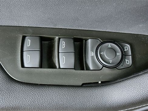 Used 2025 Chevrolet Blazer LT AWD/4WD image 15