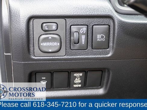 Used 2020 Toyota 4Runner Limited AWD/4WD image 19
