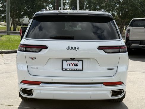 Used 2025 Jeep Grand Cherokee L Summit AWD/4WD image 6