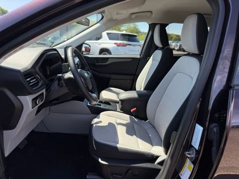 Used 2023 Ford Escape Active AWD/4WD image 12
