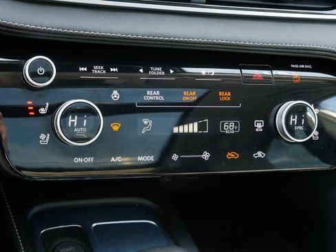 Used 2023 INFINITI QX60 Luxe w/ Cargo Package image 23