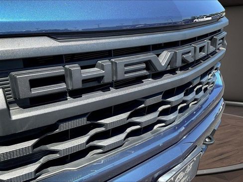 Used 2022 Chevrolet Silverado 1500 Custom w/ LPO, Dark Essentials Package AWD/4WD image 35