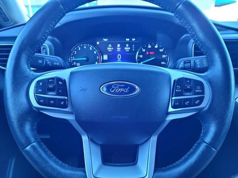 Certified 2021 Ford Explorer XLT w/ Equipment Group 202A RWD image 25