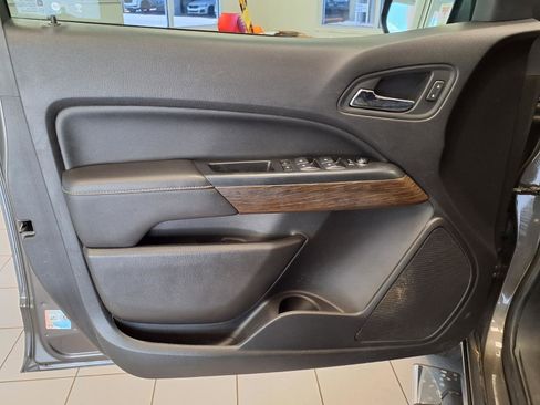 Used 2019 GMC Canyon Denali RWD image 19