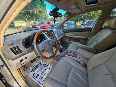 Used 2004 Lexus RX 330 FWD image 10