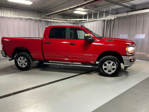 Used 2024 RAM 2500 Big Horn w/ Bed Utility Group AWD/4WD image 8