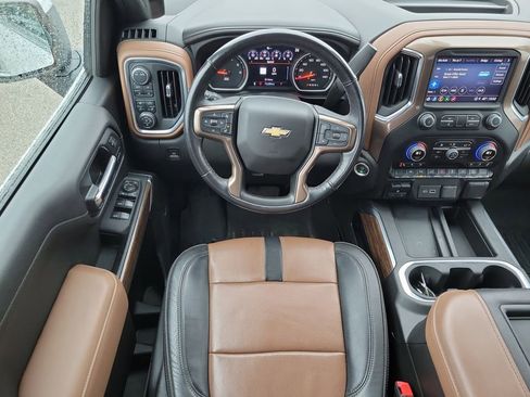 Certified 2022 Chevrolet Silverado 1500 High Country w/ Safety Package II image 13