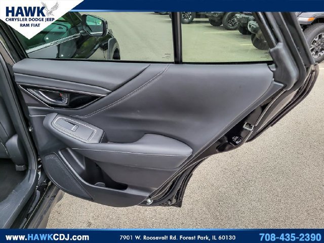 Used 2025 Subaru Outback Limited AWD/4WD image 31