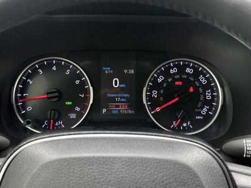 Used 2021 Toyota RAV4 XLE Premium image 20