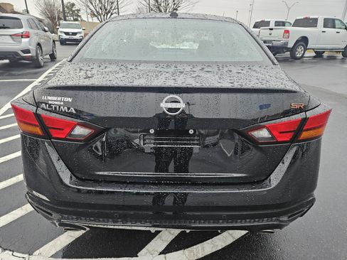 Used 2025 Nissan Altima 2.5 SR image 6