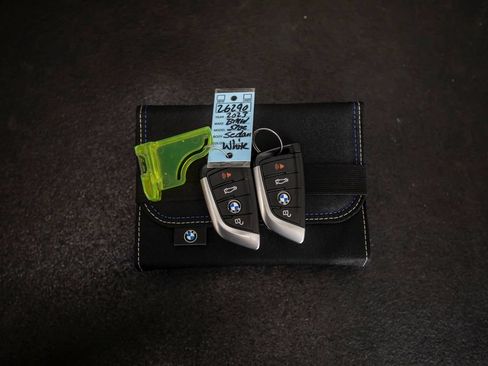 Used 2023 BMW 530e w/ Convenience Package RWD image 49