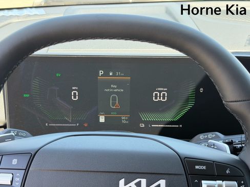 New 2026 Kia Sportage LX FWD image 15