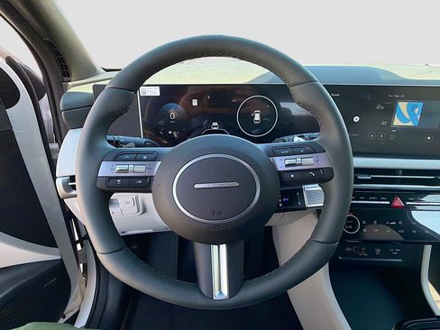 New 2026 Hyundai Tucson Limited image 39