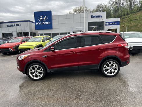 Used 2014 Ford Escape Titanium AWD/4WD image 16