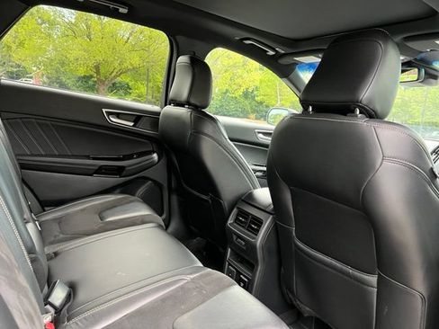 Used 2020 Ford Edge ST w/ Equipment Group 401A AWD/4WD image 19