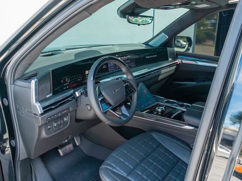 Used 2026 Cadillac Escalade V image 86