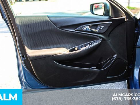 Used 2025 Chevrolet Malibu LT FWD image 35