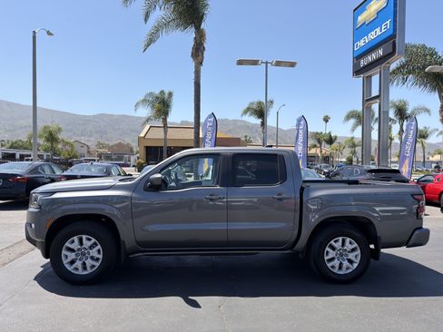 Used 2024 Nissan Frontier SV w/ SV Convenience Package RWD image 5