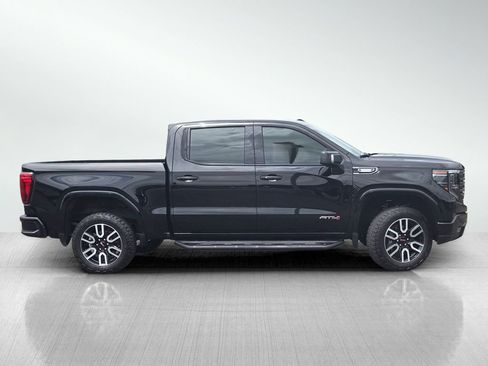 Used 2025 GMC Sierra 1500 AT4 w/ AT4 Premium Package AWD/4WD image 3