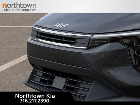 New 2025 Kia K4 LXS image 13