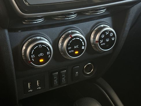 Used 2025 Mitsubishi Outlander Sport SE AWD/4WD image 20