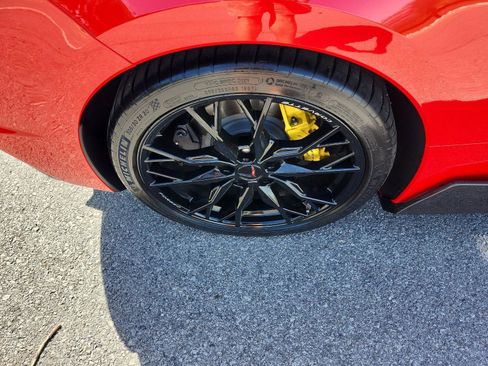 Used 2025 Chevrolet Corvette 3LT 2dr Stingray Conv w/ Z51 Performance Package image 6