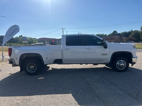 Certified 2021 Chevrolet Silverado 3500 LT w/ Texas Edition AWD/4WD image 8