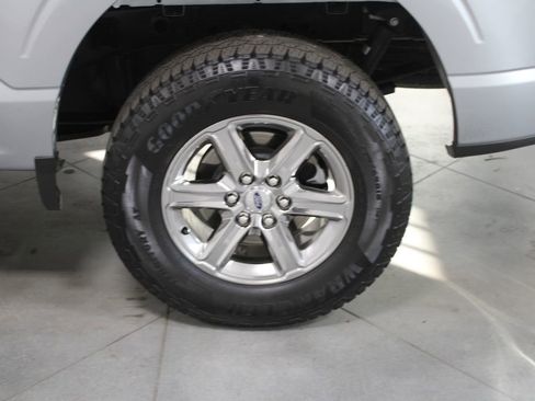 Used 2024 Ford F150 XLT w/ FX4 Off-Road Package image 19