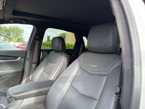 Used 2024 Cadillac XT5 Premium Luxury image 4