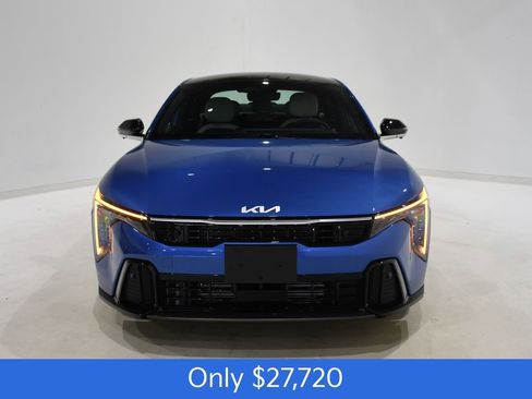 New 2025 Kia K4 GT-Line Turbo image 2
